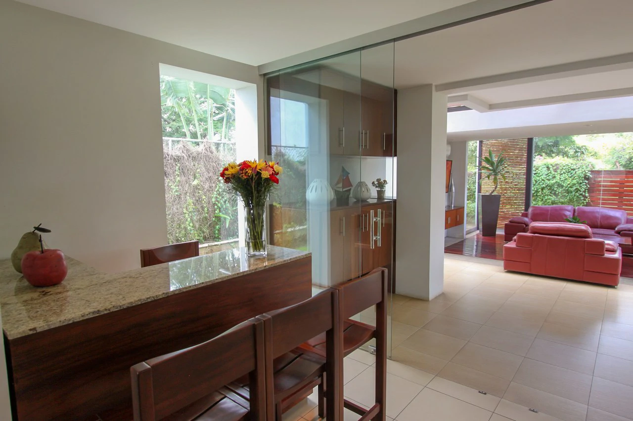 Modern Golf Course Haven: Spectacular Home in Valle del Sol, Santa Ana - Gallery image 11