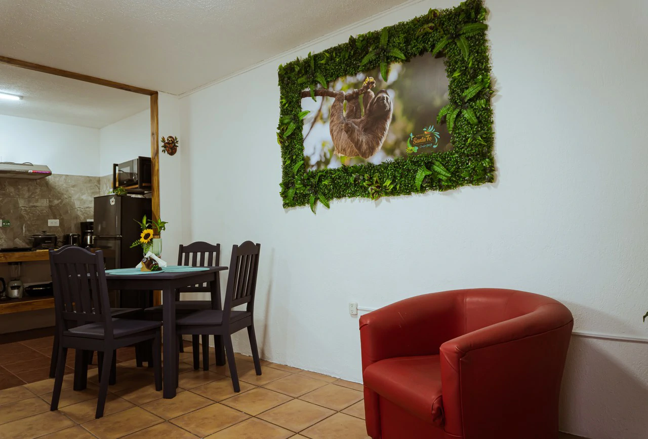 Monteverde Hotel & Attached 3-Bedroom House with Scenic Views CP0626: Boutique Hotel with Attached Private Residence in Monteverde – Turnkey Investment - Gallery image 10