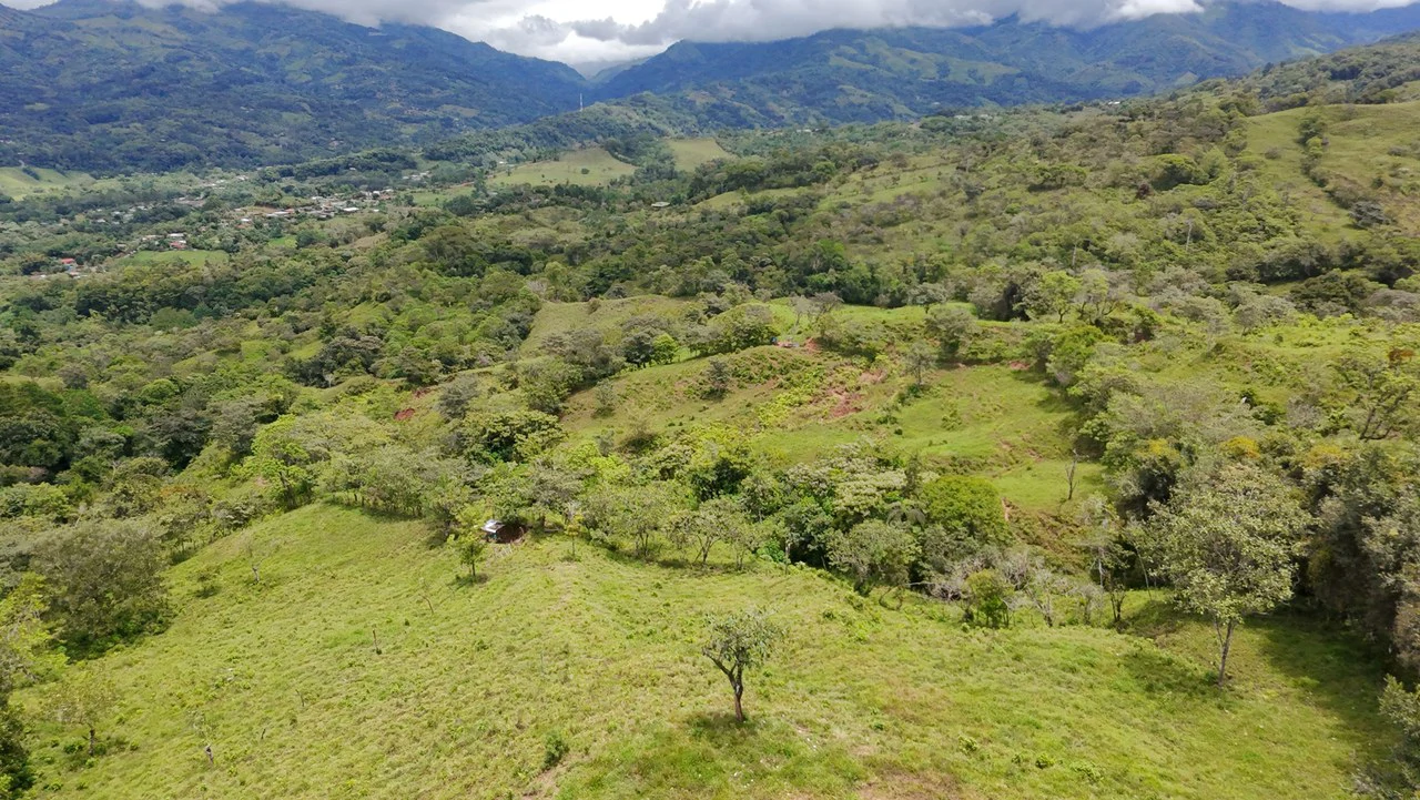 Countryside Home Construction Site For Sale in General Viejo