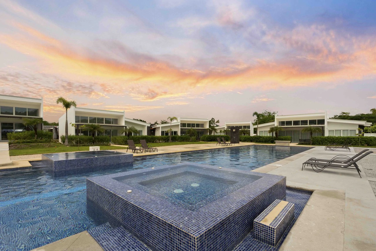 The Enclave: 2 Bedroom Villas with Private Plunge Pools, Just Minutes From the Beach - Gallery image 22