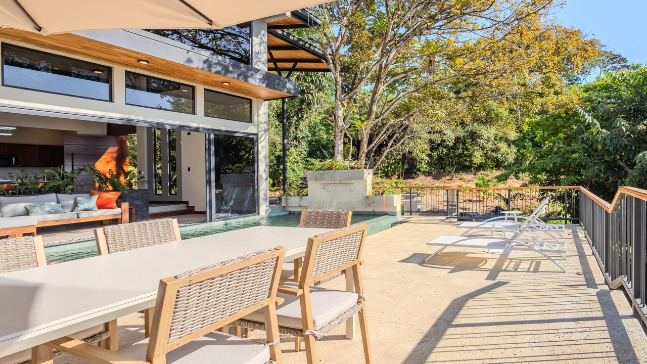 Luxury 3 Bedroom Home with Ocean Views in Downtown Uvita - Gallery image 87