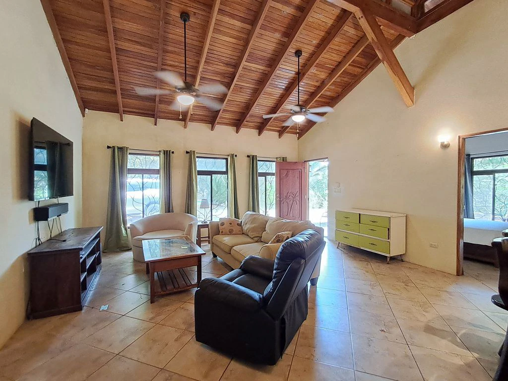 Casa Mariola: PRICE REDUCTION | Colonial Charm Meets Tropical Living in Samara Woods - Gallery image 10