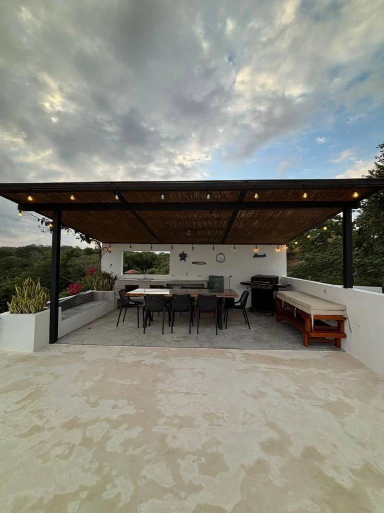 Incredible Casa Blanca in Monterrey: Pool and Huge Land Near the Beach! Financing Available - Gallery image 8