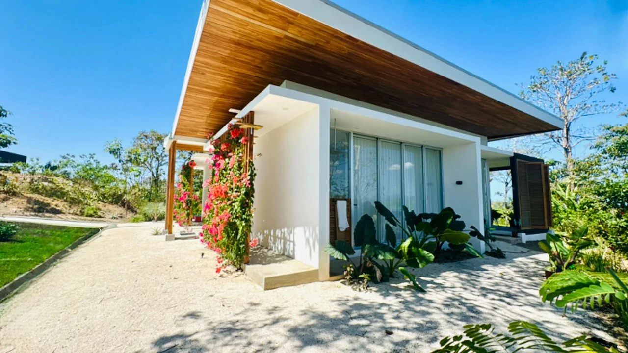 The Ark: $1,390,000 USD Luxury Jungle Estate with Guest House in The Ark Community, Santa Teresa Costa Rica - Gallery image 64