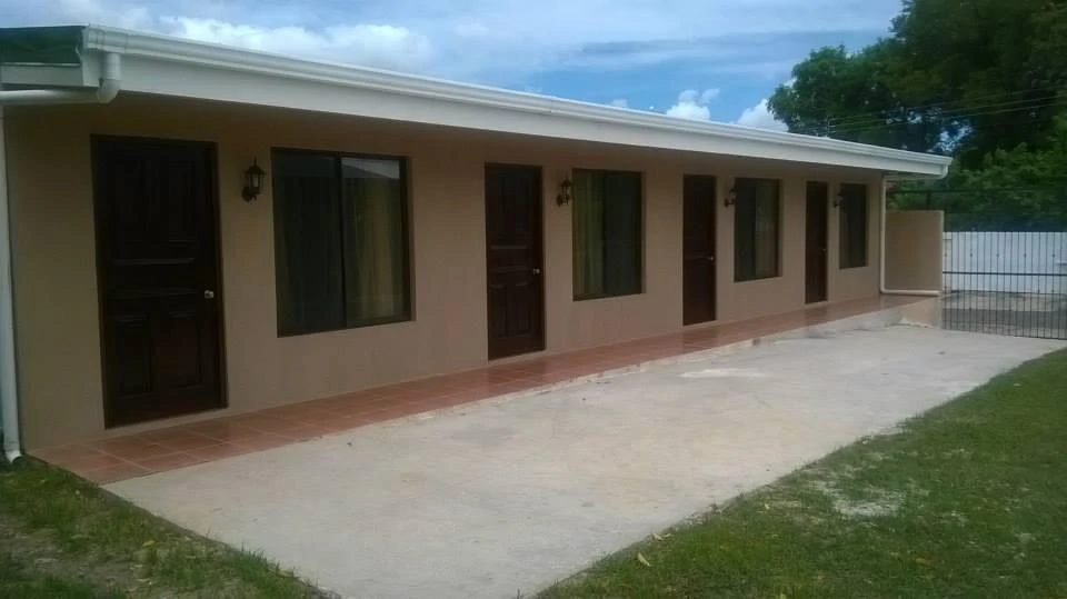 Commercial property for sale in the center of Bagaces, 1 beautiful house, and 4 producing apartments - Gallery image 7