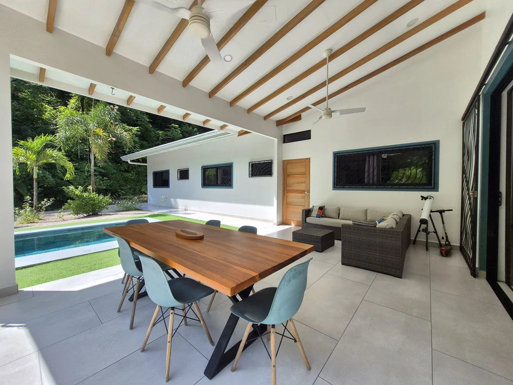 Casa Amapola: PRICE REDUCTION - Turnkey Modern Home with Pool in a Serene Tropical Setting, very close to Samara - Gallery image 15