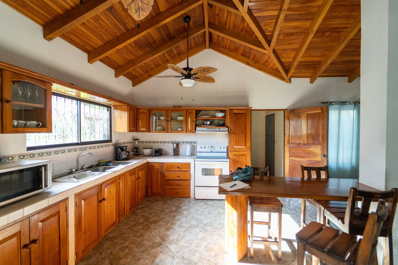 Casa Danny 2BR/2BA Home in the Center of Samara - Gallery image 10