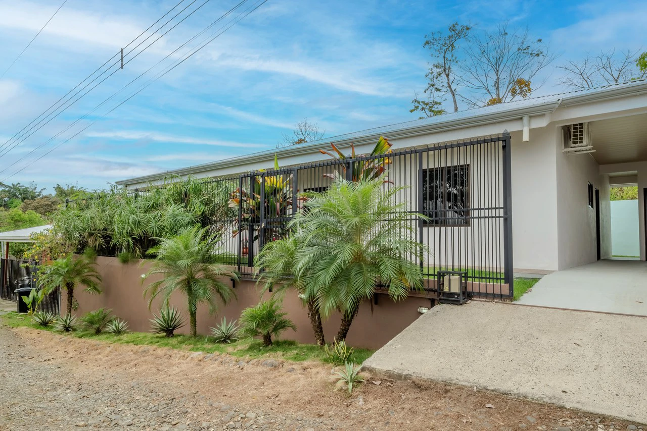 Mountain House For Sale in Quepos - Gallery image 37