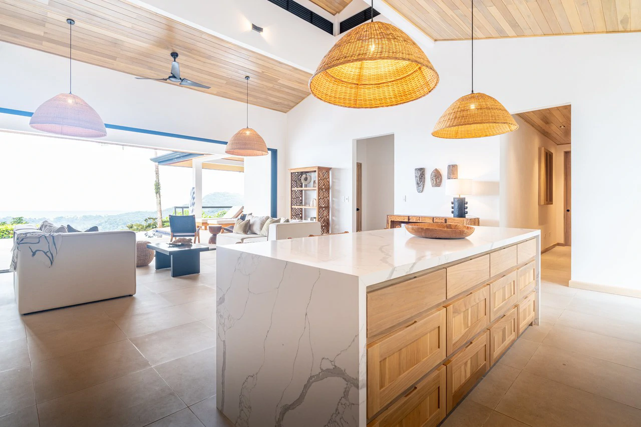 Casa Amarilla – Oceanfront Luxury Meets Sustainable Living in Tres Rios: Mountain House For Sale in Tres Rios - Gallery image 6