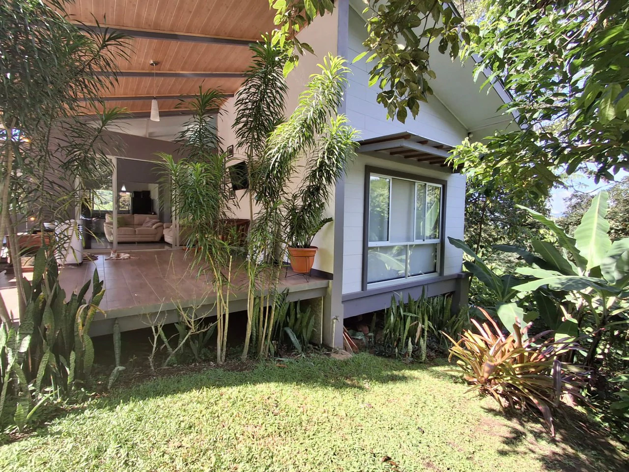 Casa Hacienda: Modern single level in Prestigious Hacienda del Paseo - Gallery image 9