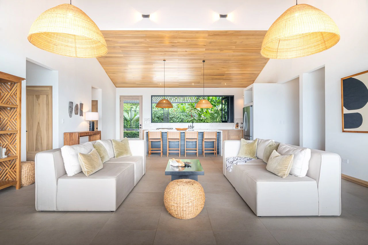 Casa Amarilla – Oceanfront Luxury Meets Sustainable Living in Tres Rios: Mountain House For Sale in Tres Rios - Gallery image 14