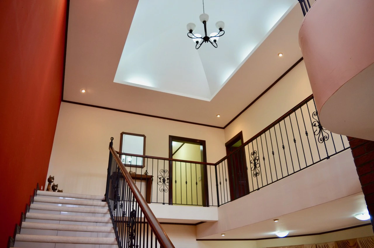 Gorgeous 4 Bedroom house for sale in Santo Domingo de Heredia - Gallery image 6