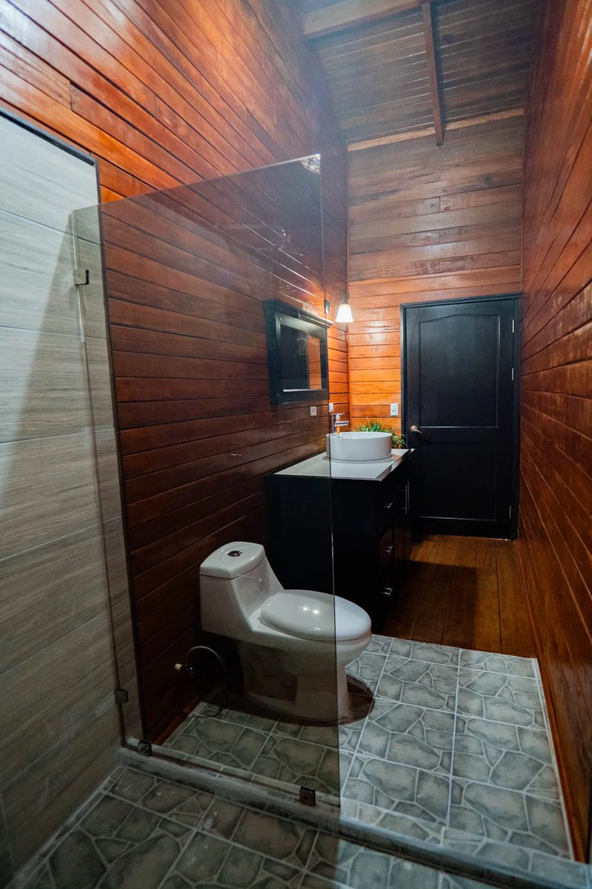 Two-Story Cozy Cabin in Agua Buena, San Vito - Gallery image 30