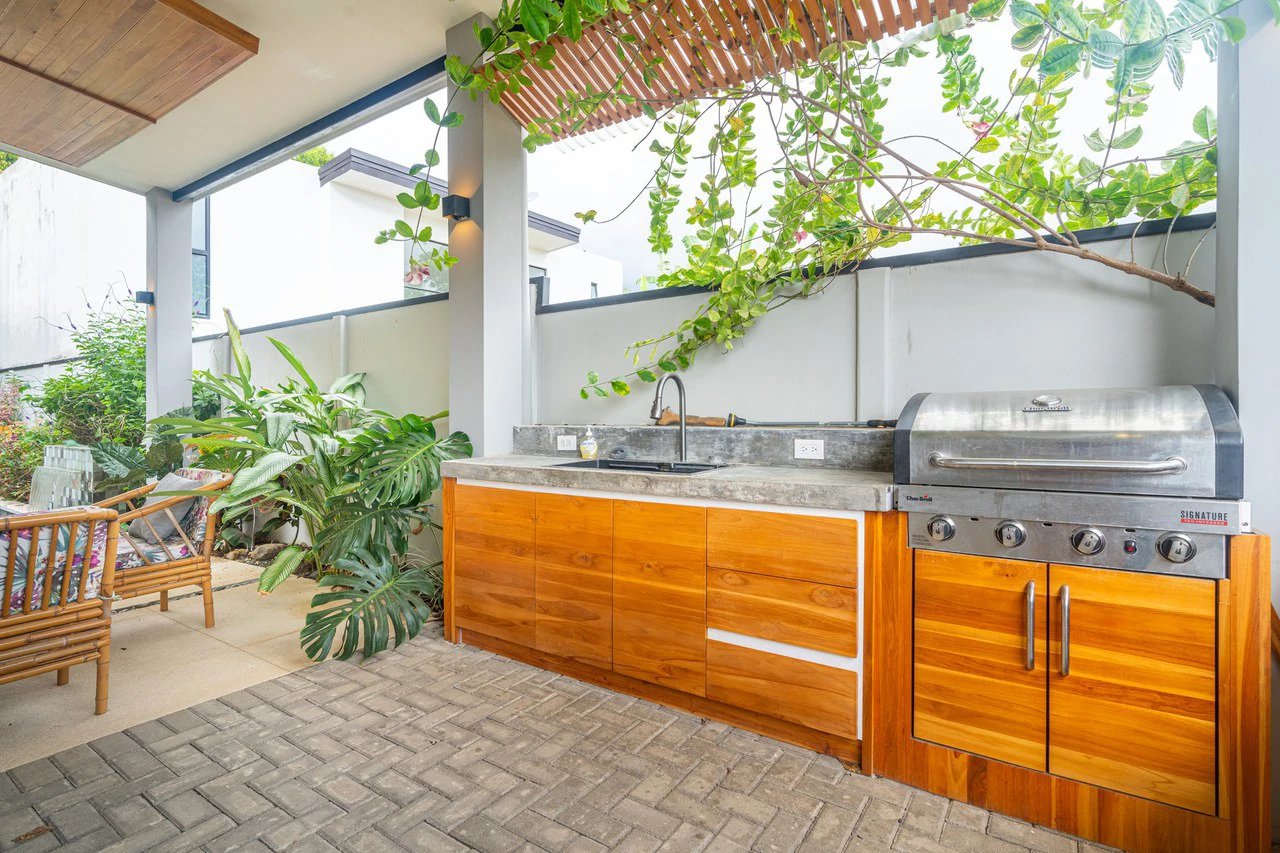 Casa Cola Ballena: Modern new construction, walk to the beach, Best in class location - Gallery image 25