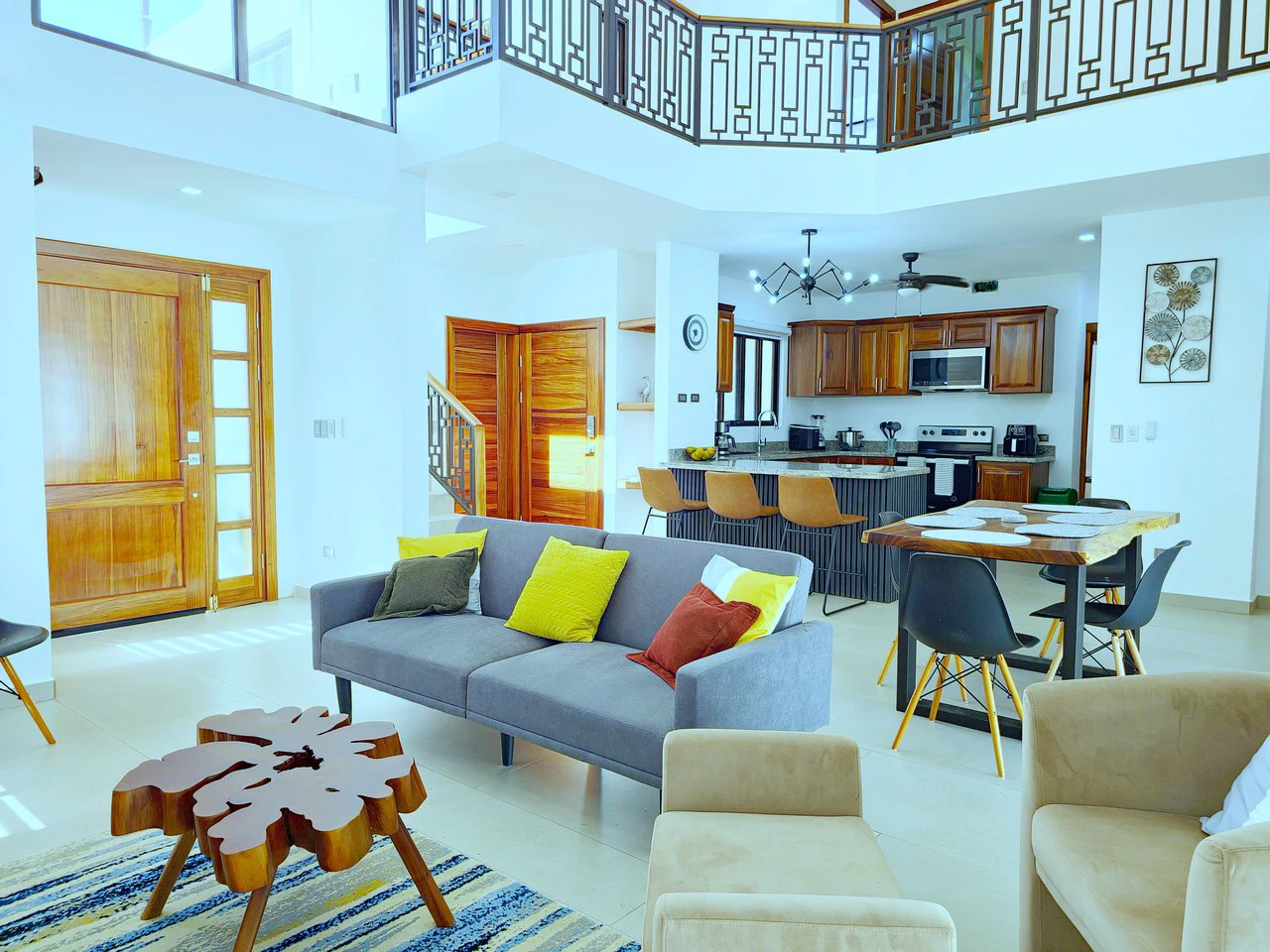 Price Reduced - Modern Oasis Near Uvita: Contemporary Living with Pool & Privacy - Gallery image 9