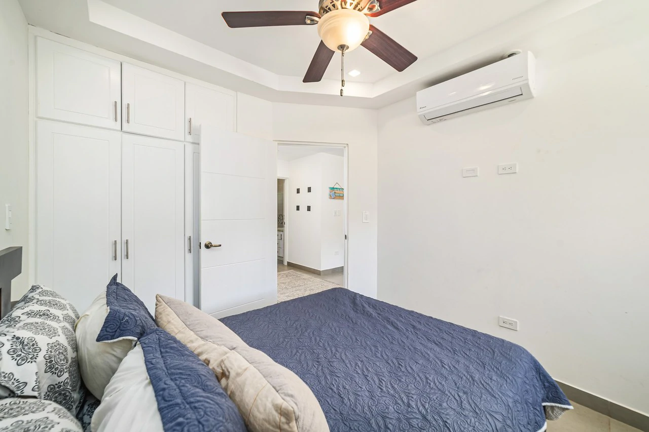 Jacarandas #11: Elegant Townhouse Minutes from the Beach - Gallery image 20