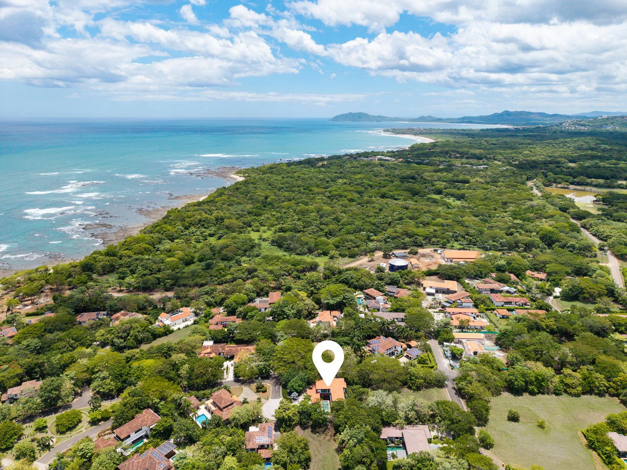 Casa La Ola Perfecta: Luxury 5-Bedroom Home with Pool Near the Beach in Hacienda Pinilla - photo 59