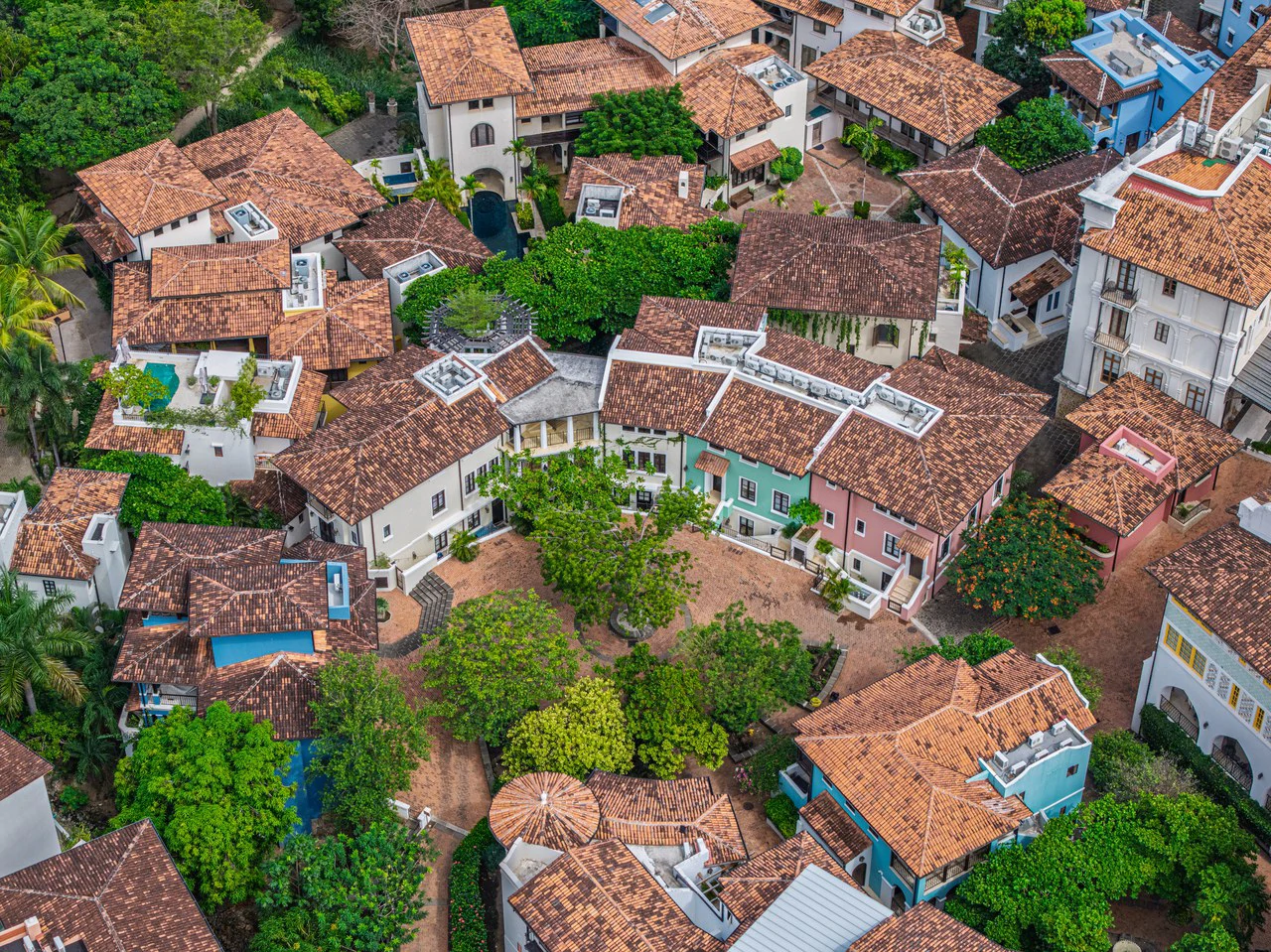 16 Avenida La Antigua: Renovated Turn- Key Living in the Heart of Las Catalinas - photo 33