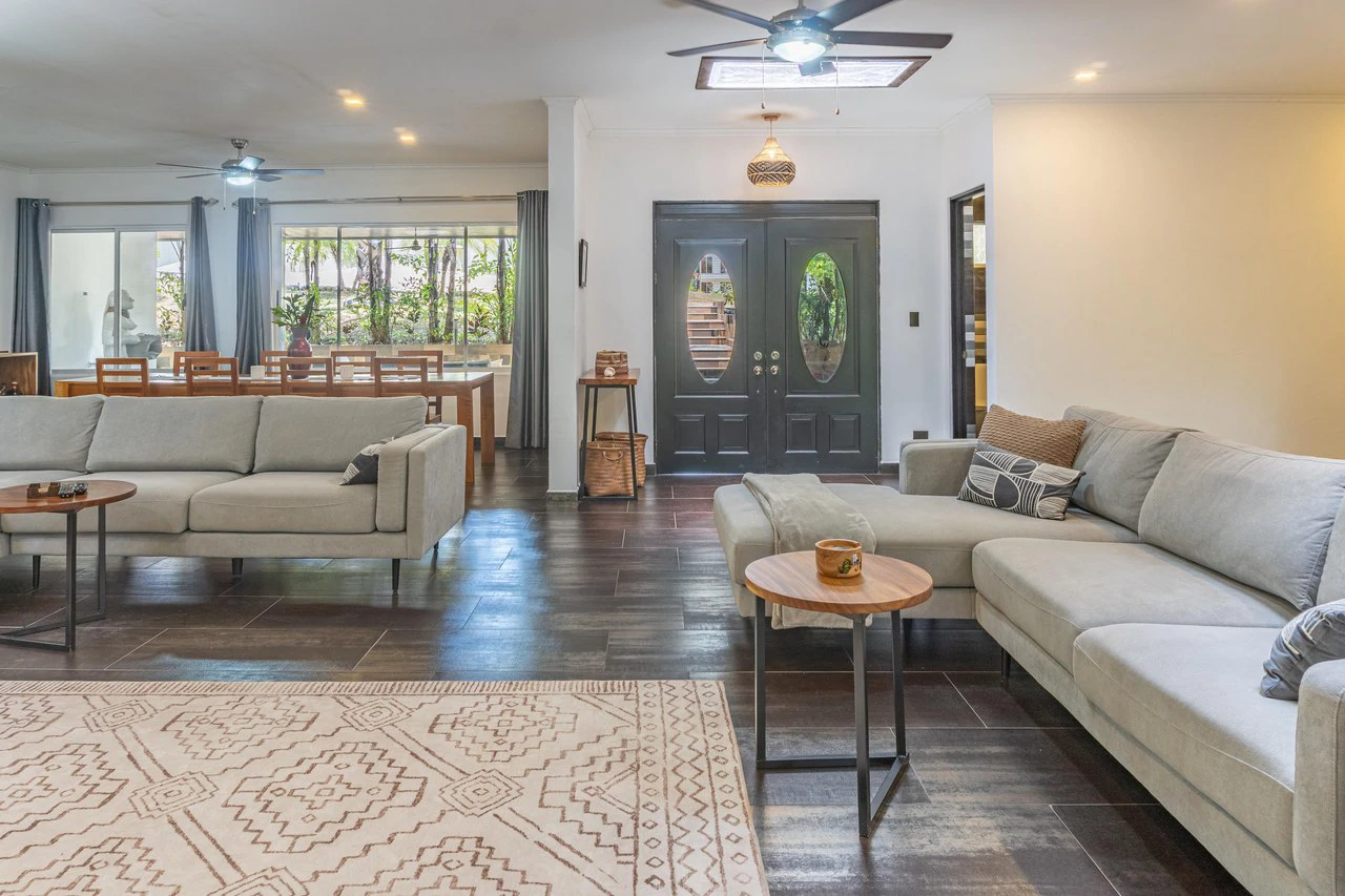 Casa Las Palmas: Excellent Value in a Beautiful Gated Community - Gallery image 7