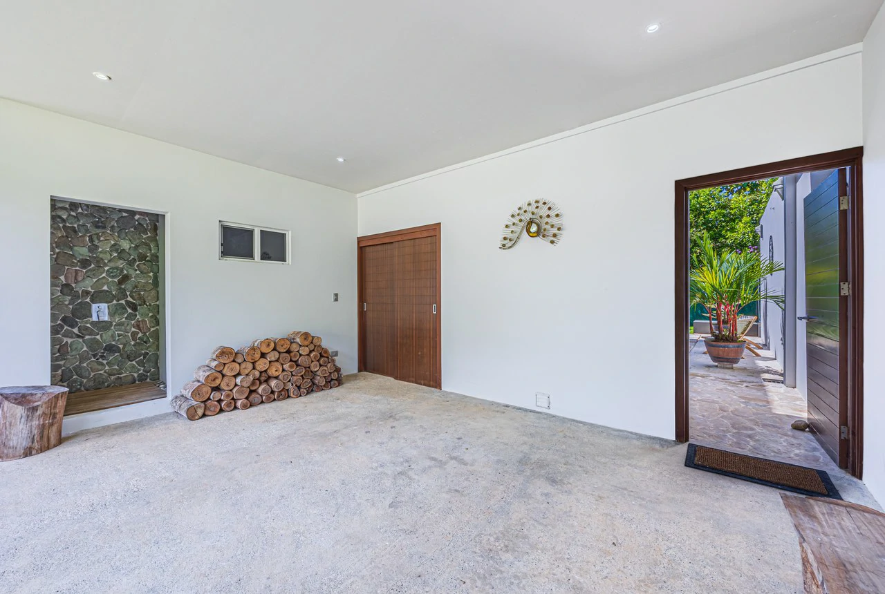 Elegant Tropical Villa Steps from Playa Hermosa – Gated Community - Gallery image 33