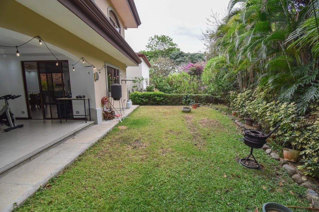 House For Sale in Ciudad Colón - Gallery image 18