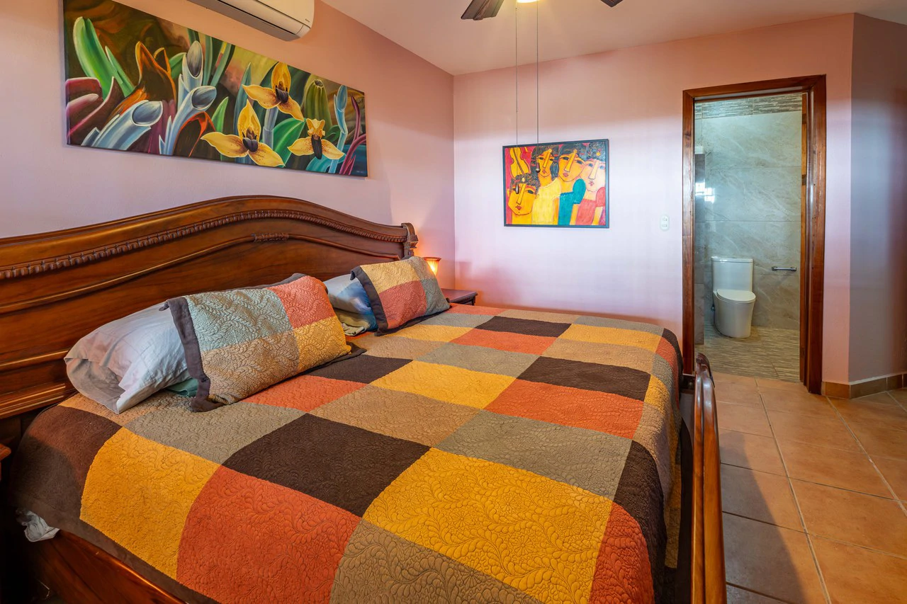 Condo Central: 3 Bedrooms Just Steps from the Beach - photo 11