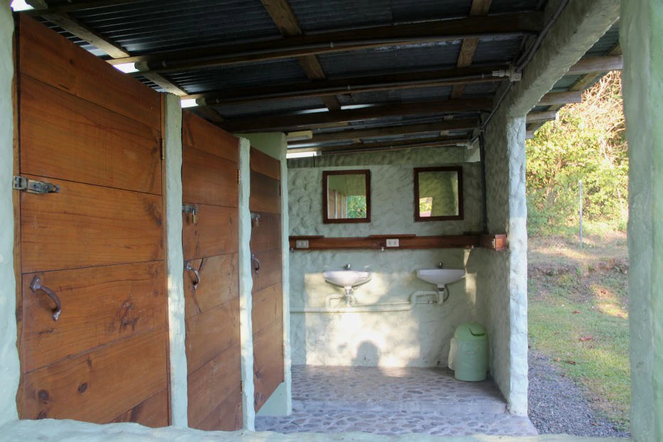 Small Mountain Hotel with camp ground: Charming B&B for Sale in the Mountains of Curubandé, Guanacaste – Nature, Tranquility, and Profitability in One Place. - Gallery image 16