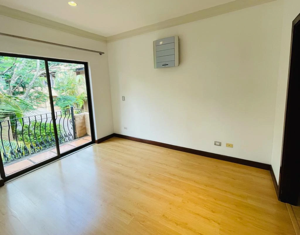Sale of Apartment in Brasil de Mora San José Costa Rica - Gallery image 11