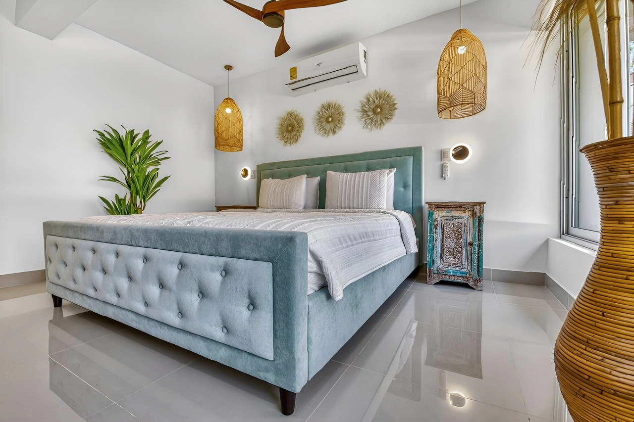 Casa Pochote: Artisan Luxury Villa Near Tamarindo | Pool, Jacuzzi & Langosta Beach Club Membership Included - Gallery image 15
