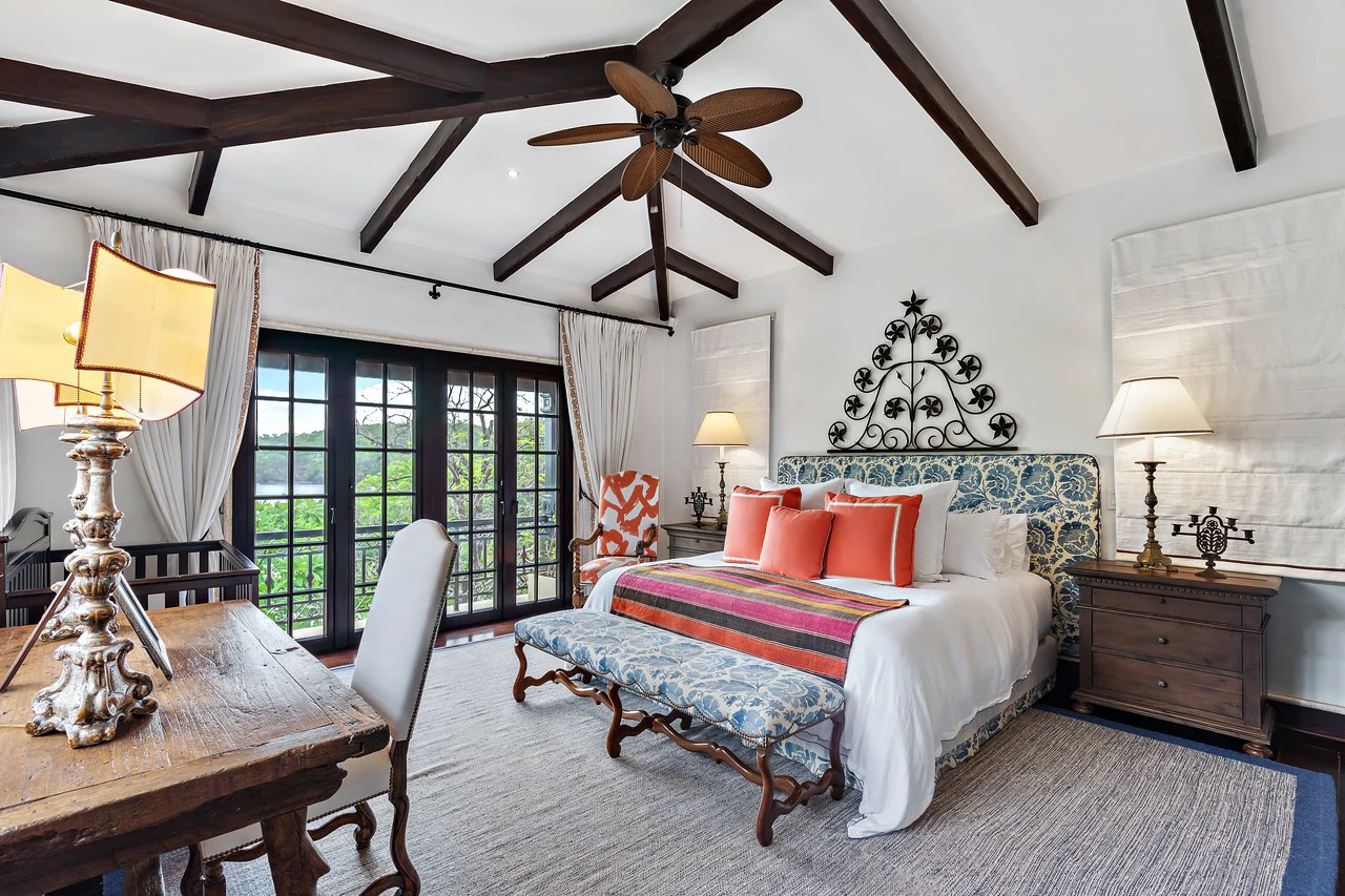 27 Cartagena: Unique Luxury Beachfront Home - Gallery image 34