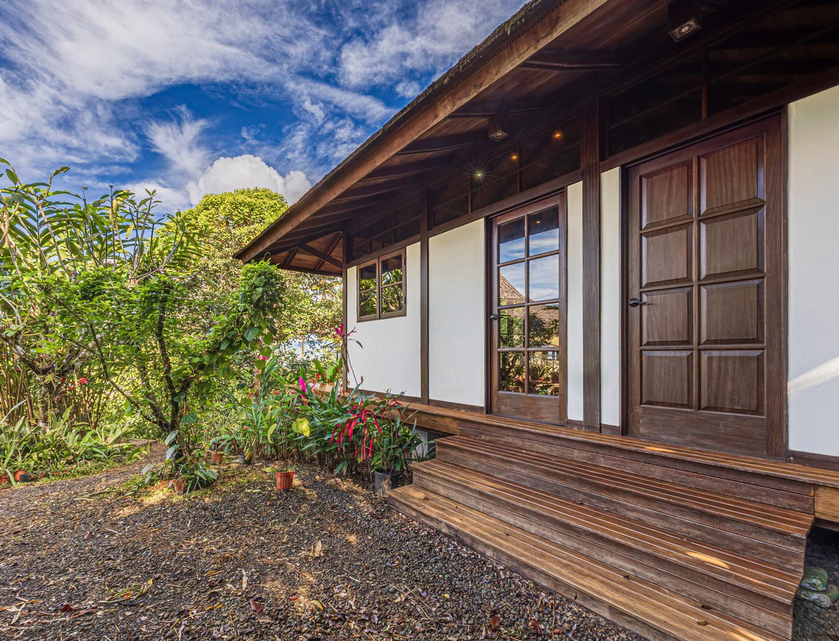 1.37 ACRES – 2 Bedroom Bali Style Home With Pool And THE BEST Ocean View!!!!! - Gallery image 23