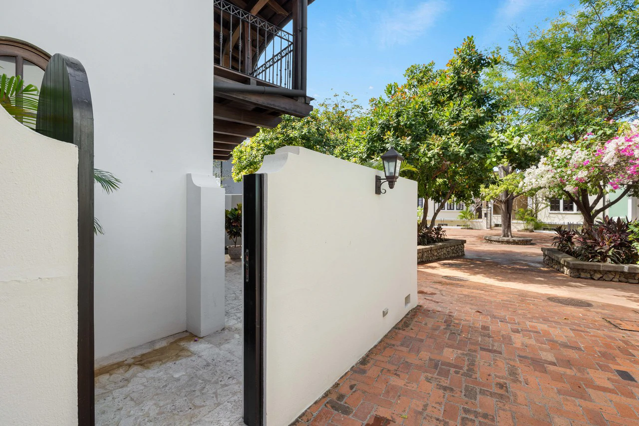 10 Plaza Carlota: A Rare Single-Level Gem in Las Catalinas - Gallery image 24