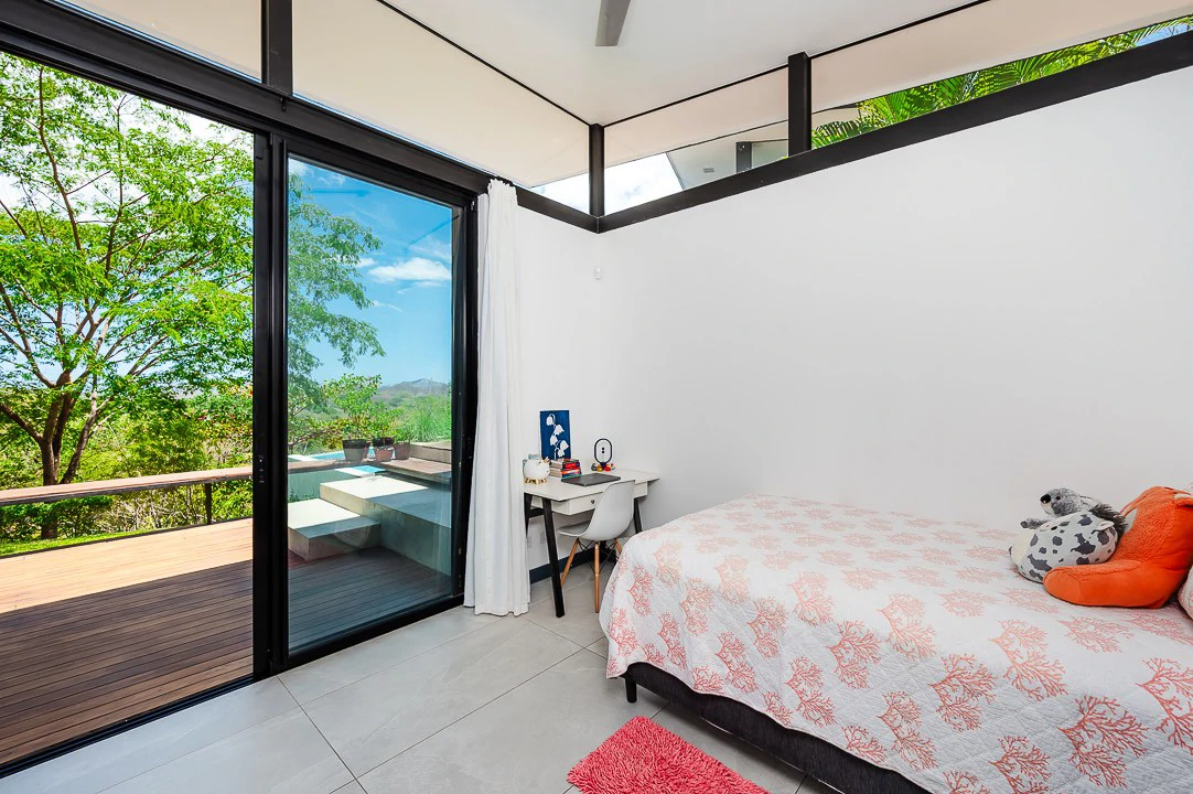 Casa Kalachuchi: Gorgeous Modern Jungle Oasis with Sunset Views in Gated Community - Gallery image 26