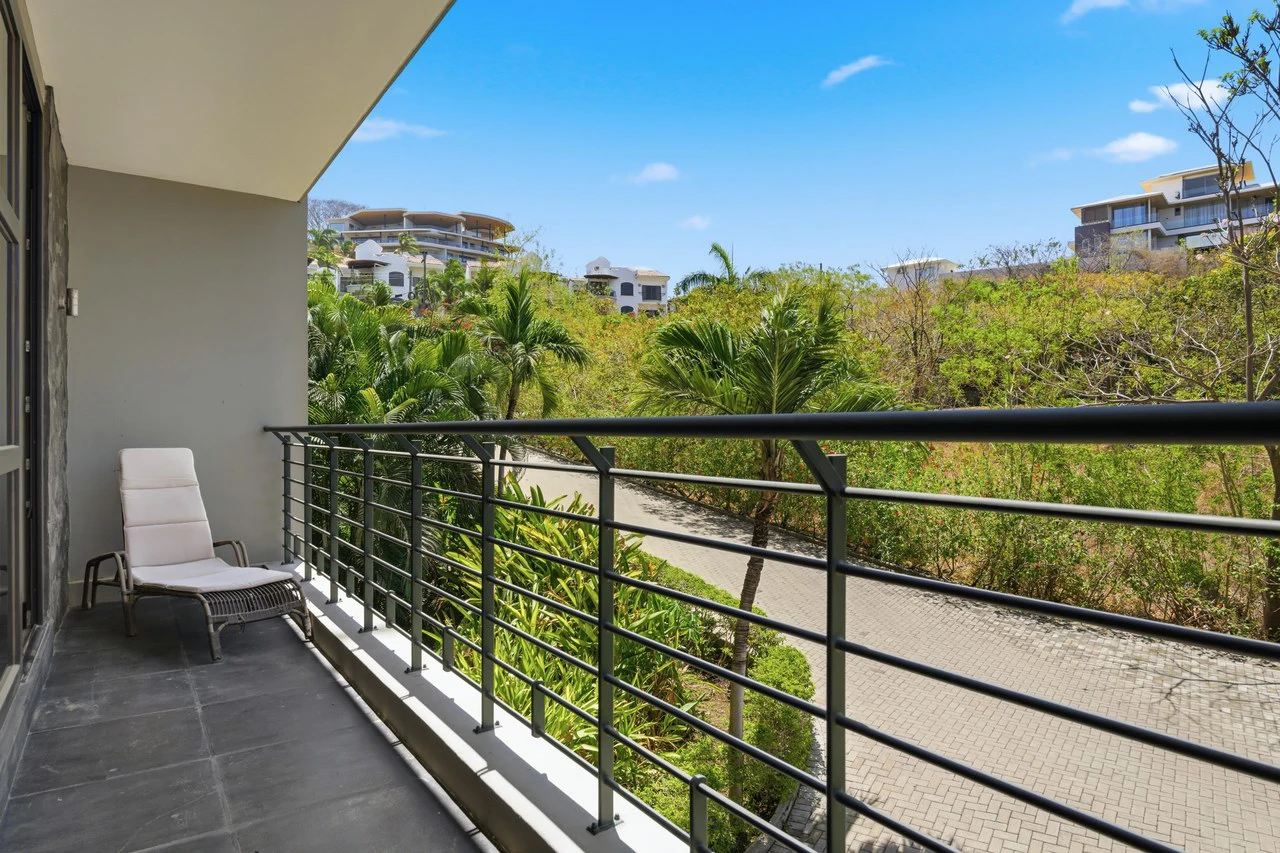 La Perla 113: Boutique Luxury Condo in the Heart of Tamarindo - Gallery image 27