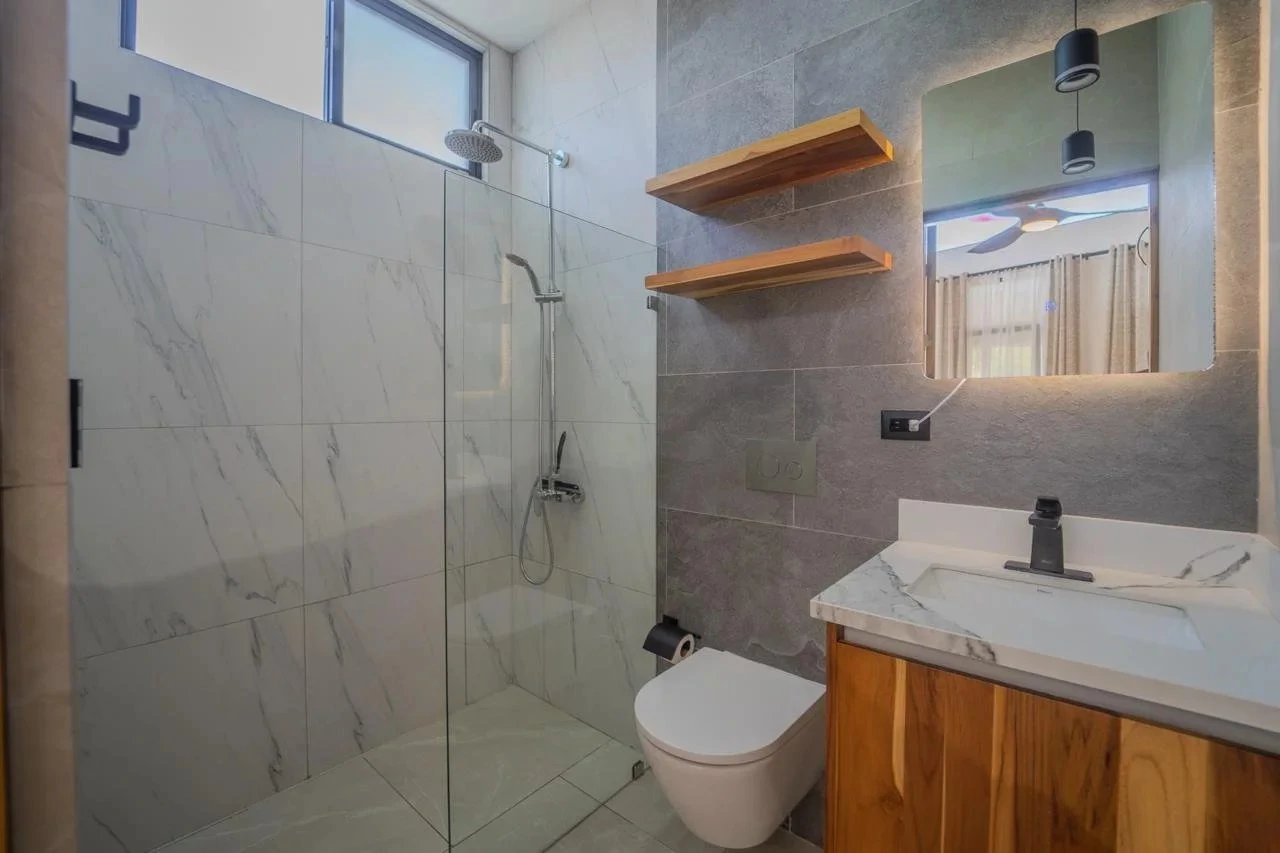 Luxury Casa Golf $1,200,000 USD: Golf-Front Architectural Estate in Los Delfines Golf & Country Club - Gallery image 15