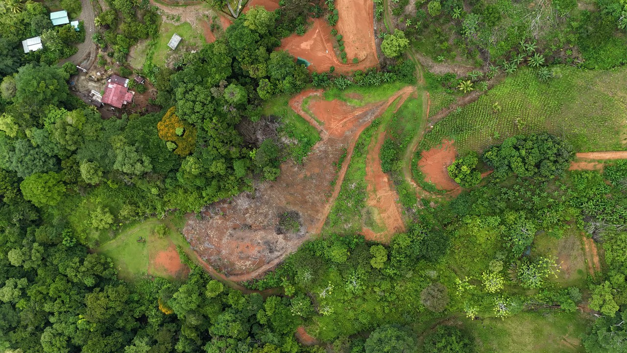 Near the Coast Home Construction Site For Sale in Pavon - Gallery image 9