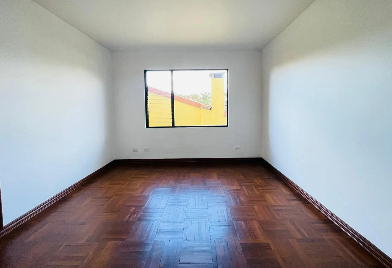 3 Bedroom apartament for sale with appliances in Trejos Montealegre Escazu Costa Rica - Gallery image 13