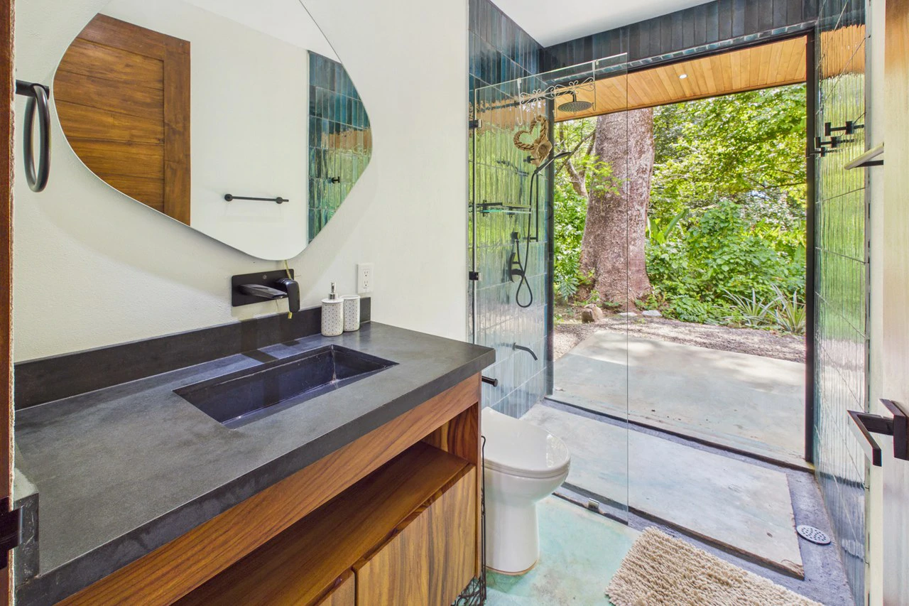 Villa Shanti - Exclusive and Modern Tropical Estate Minutes from Samara Beach: Mountain House For Sale in Playa Samara - Gallery image 27