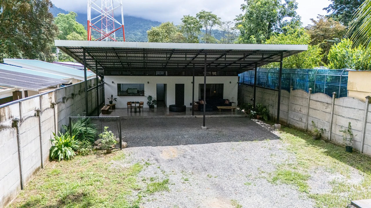 Charming and Affordable 1-bedroom home in Uvita - Gallery image 15