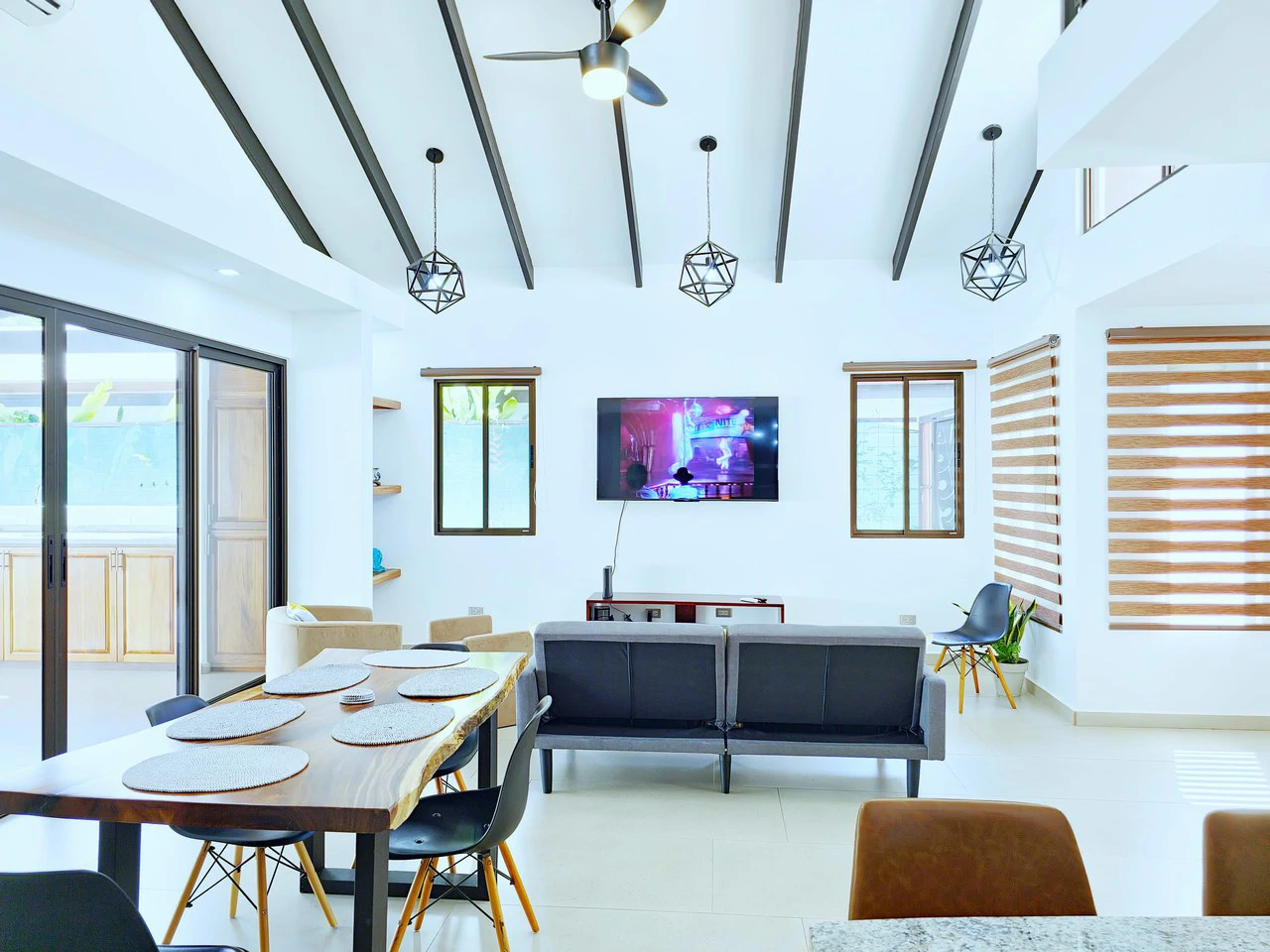 Price Reduced - Modern Oasis Near Uvita: Contemporary Living with Pool & Privacy - Gallery image 24