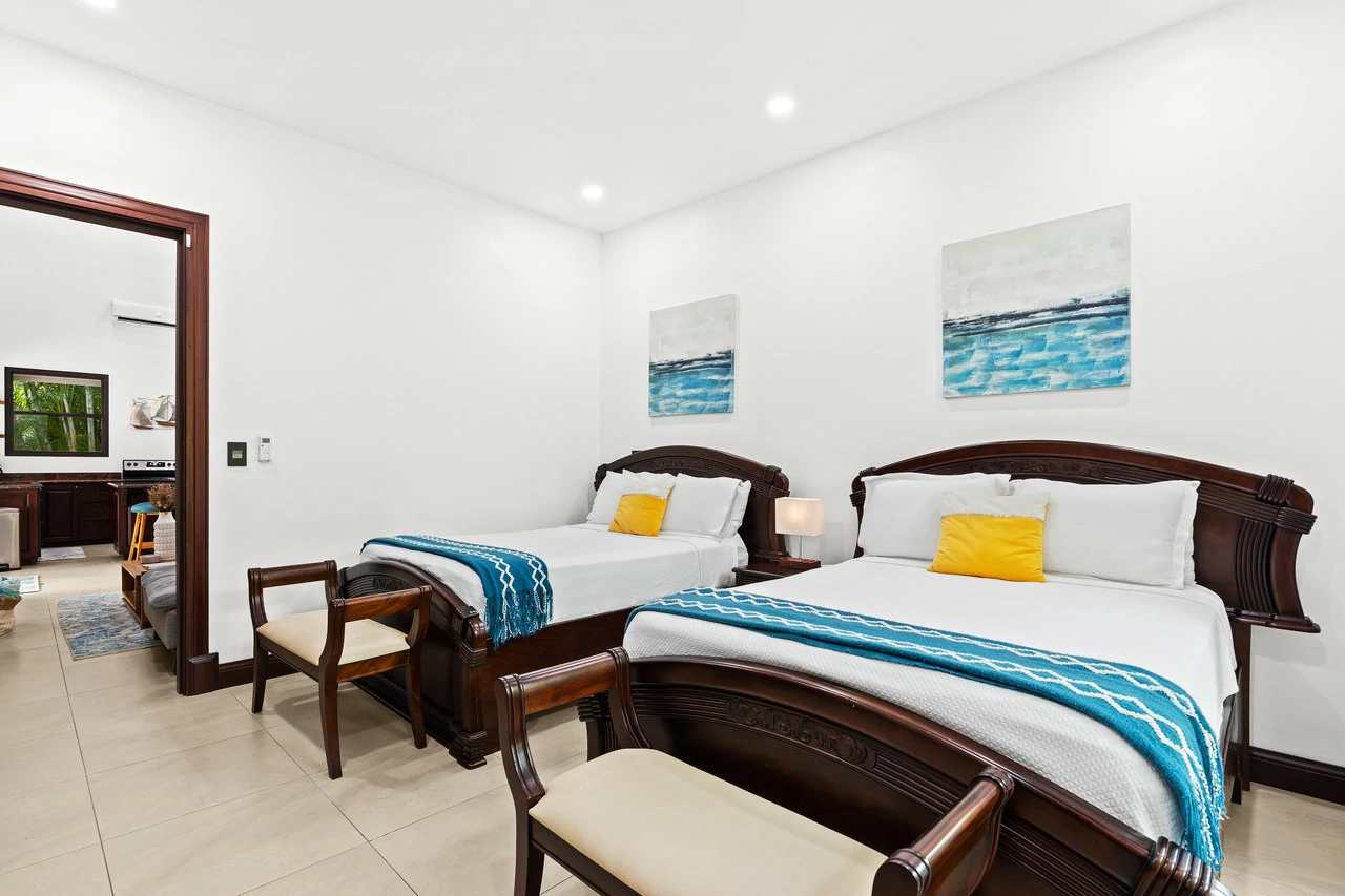 Pura Vida House: 6 bedroom 6 Bathroom Rental Juggernaut in Gated Community - Gallery image 22