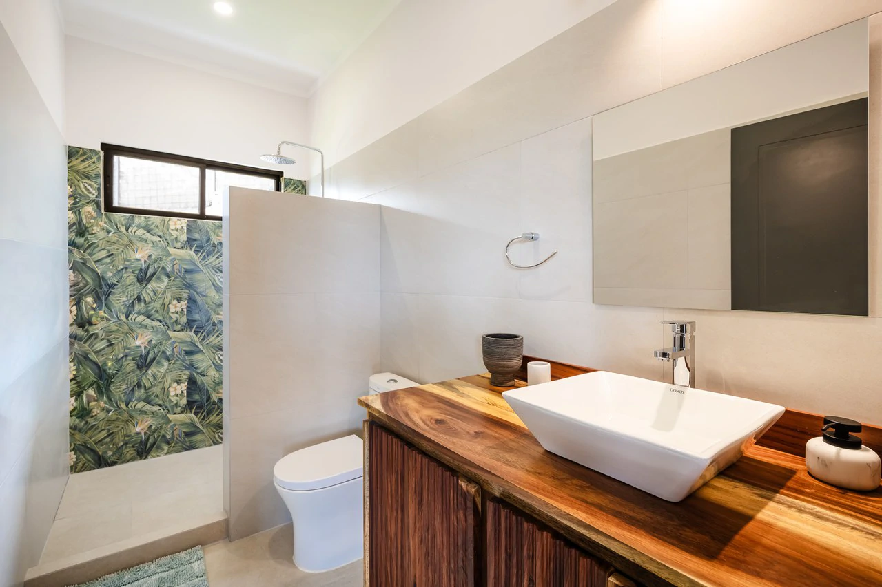 Villa Aurora: New 5BR Luxury Home Minutes from Playa Penca & Potrero - Gallery image 16