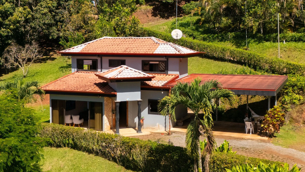 House For Sale in San Rafael Norte - Gallery image 2