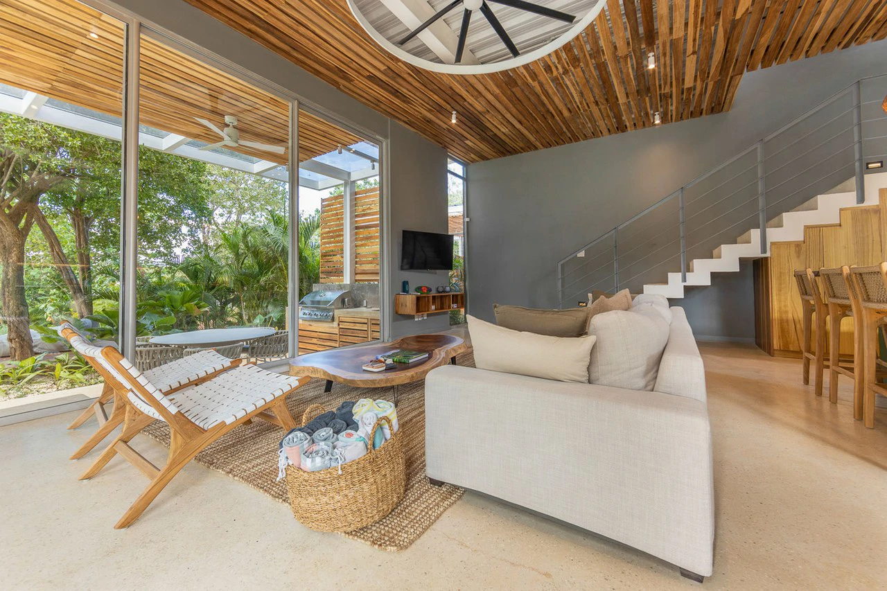 Casa C35: Stylish 4 Bedroom Home a Block to the Beach! - Gallery image 5