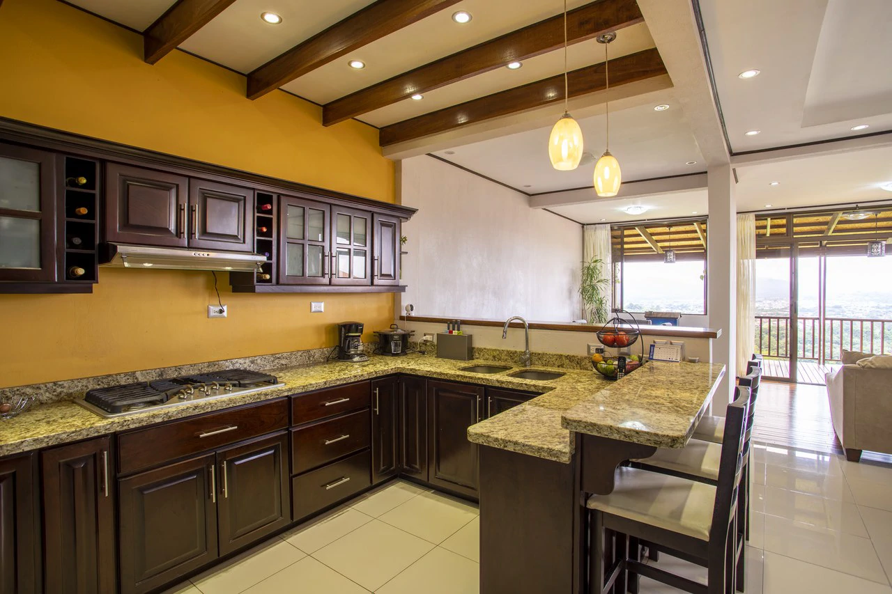 Mountain House For Sale in San Ramón - Gallery image 6