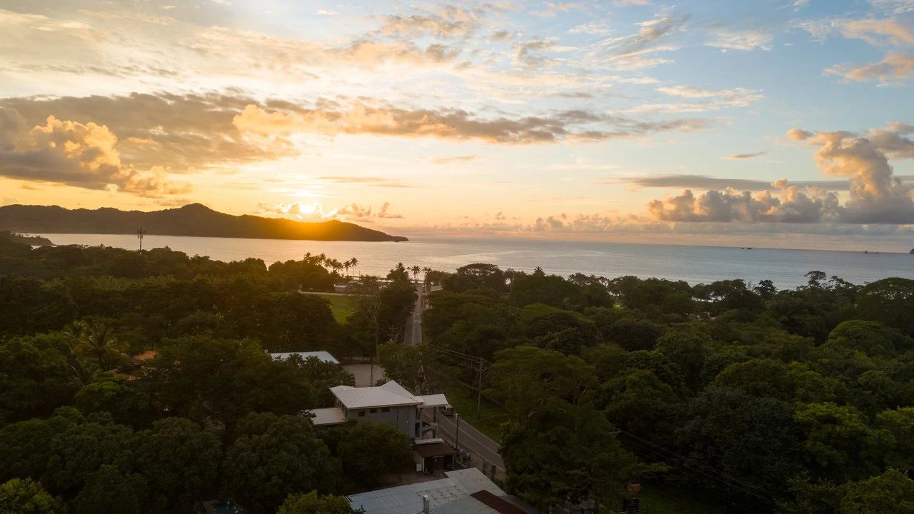Laughing Gecko Suites: Beach Suites / Boutique Hotel For  Sale - Gallery image 34