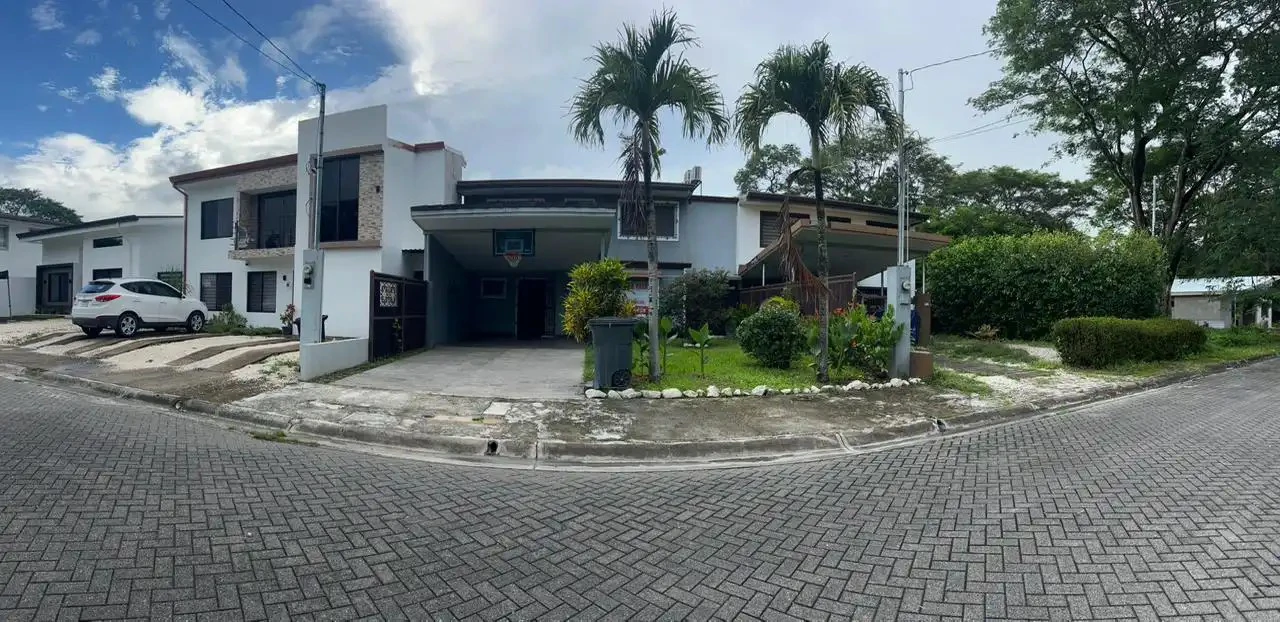 House For Sale in Liberia - Gallery image 2