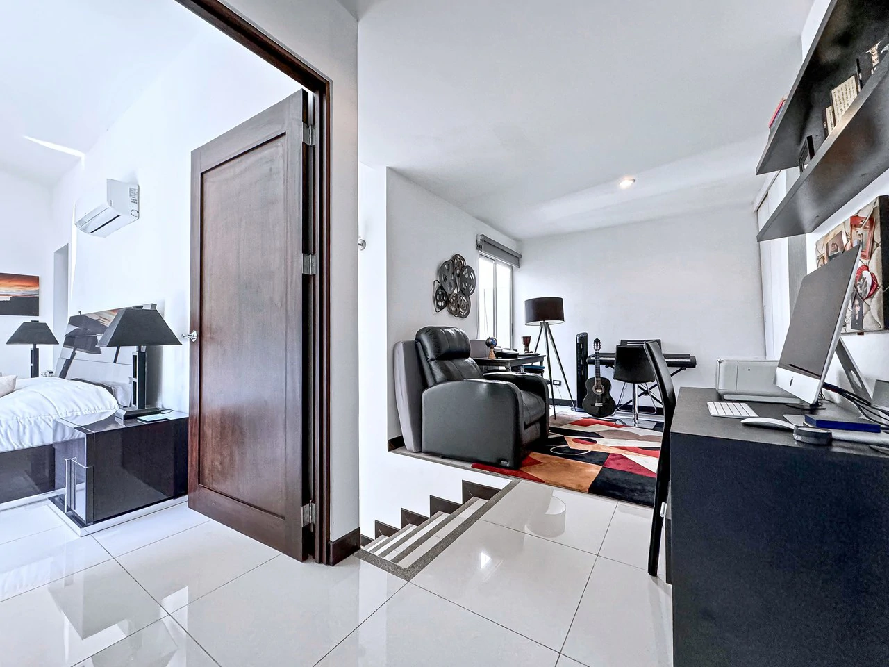 Casa Timeless: House For Sale in Rio Oro - Gallery image 13