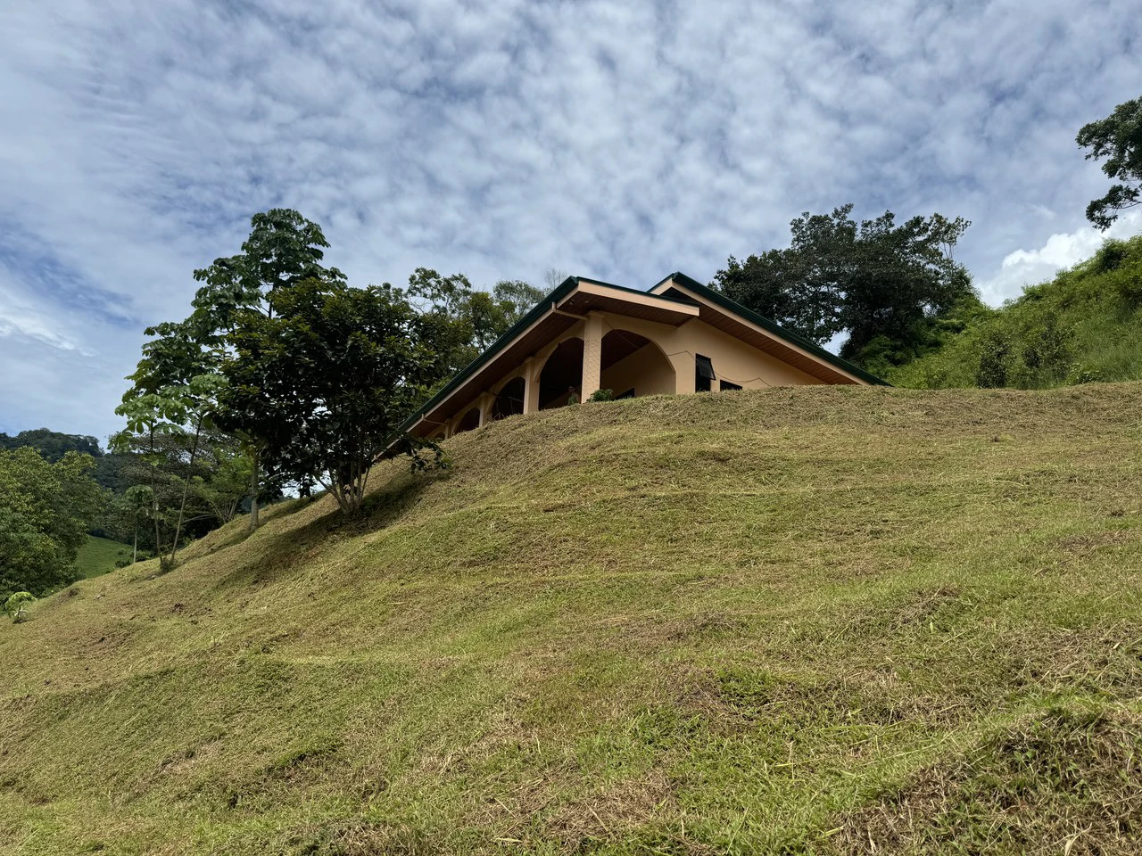 2.6 ACRES – 3 Bedroom Home With Beautiful Views, Several More Building Sites, Perfect For Small Farm!!! - Gallery image 34