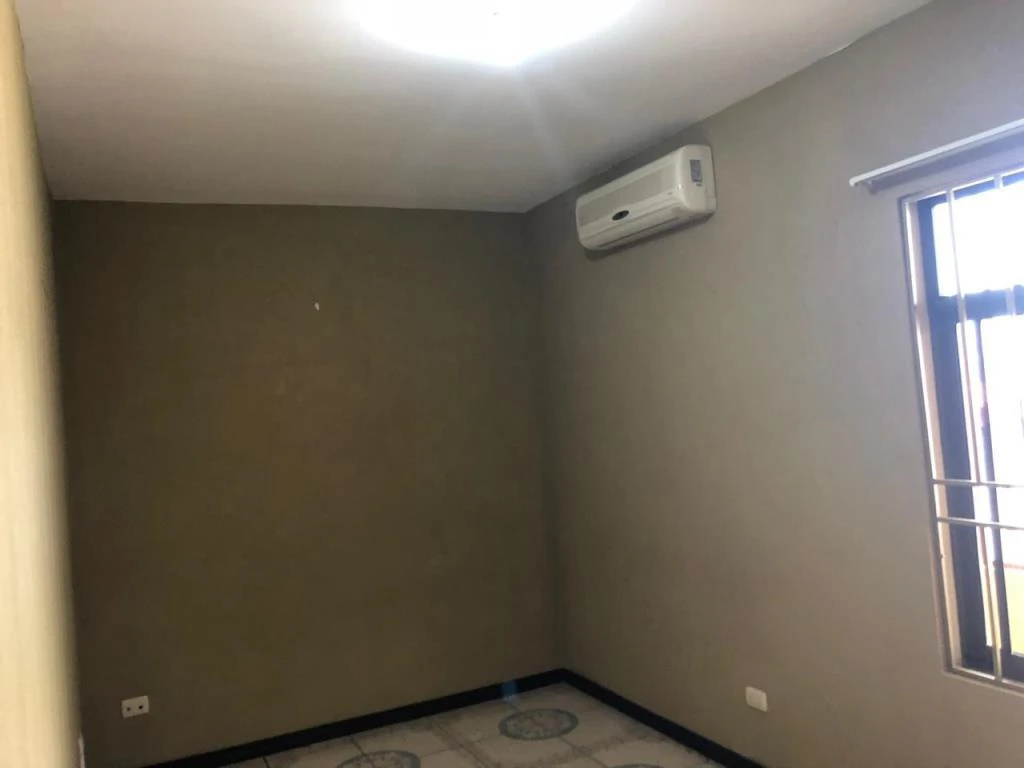 Income-Generating Commercial Property in Downtown Liberia – Turnkey Investment Opportunity - Gallery image 8